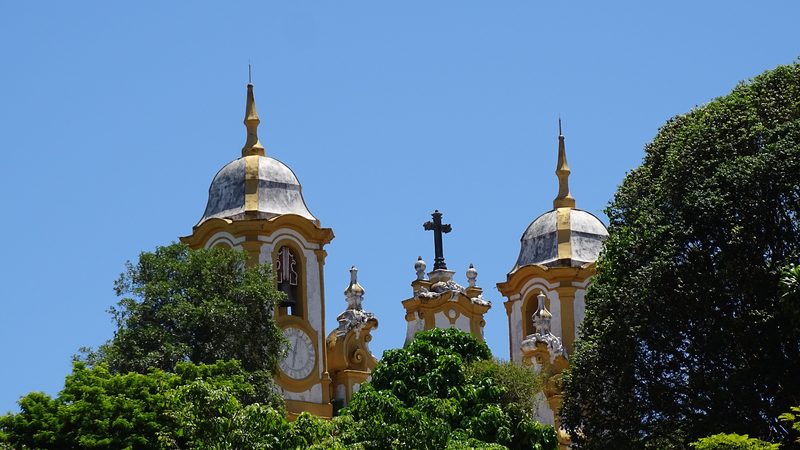 Igreja Matriz de Santo Antonio, Tiradentes, MG, incluindo o cemitério e o adro
