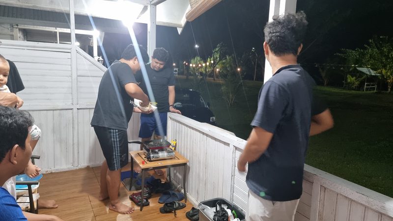 sebagai ajang keakraban dengan sesama anggota, kami melakukan forum non-formal sembari berbagi cerita